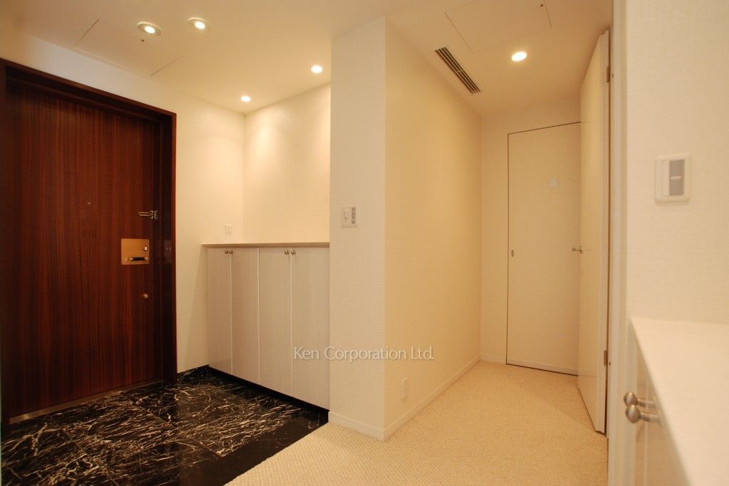 ラ・トゥール芝公園の写真 玄関