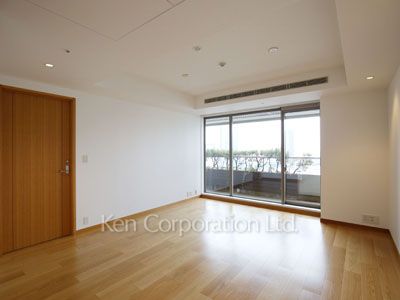 赤坂溜池タワーレジデンスの写真 居室（LDなど）