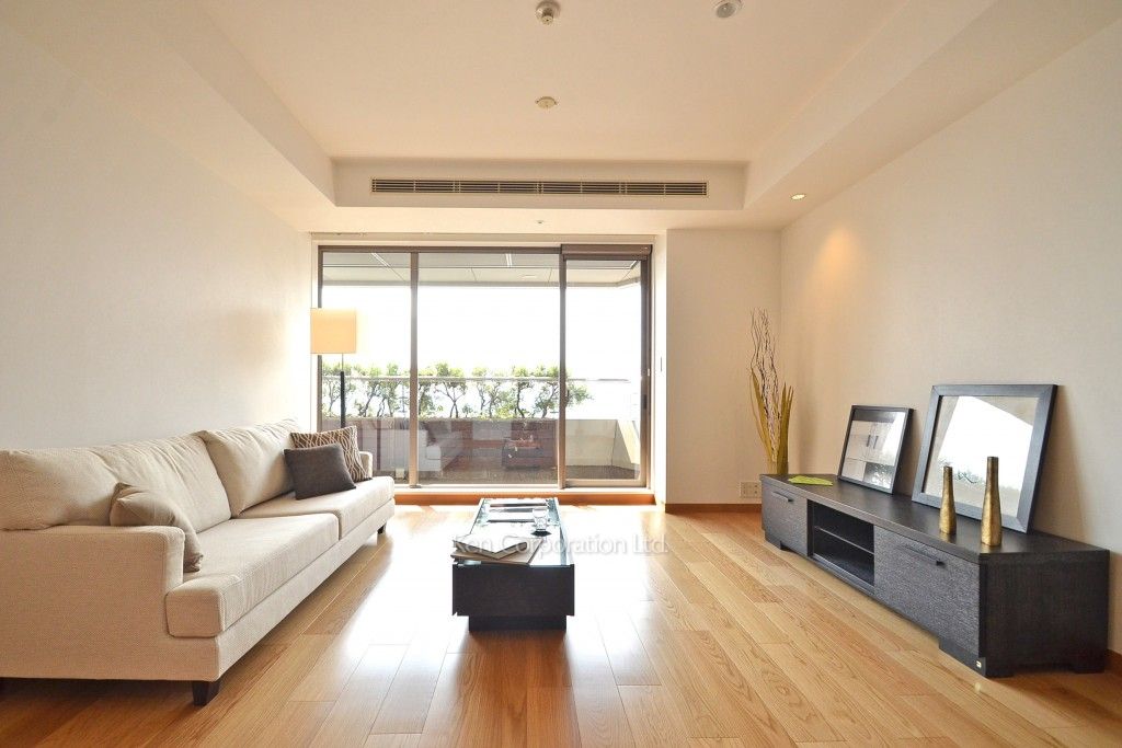 赤坂溜池タワーレジデンスの写真 リビングダイニング ※24階の同じ間取タイプを撮影。仕様が異なることがあります。