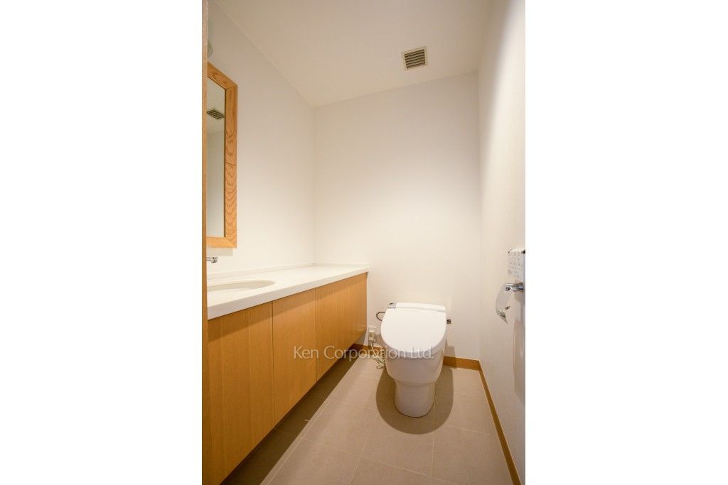 トイレ ※24階の同じ間取タイプを撮影。仕様が異なることがあります。