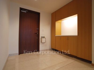 赤坂溜池タワーレジデンスの写真 玄関 ※18階の同じ間取タイプを撮影。仕様が異なることがあります。