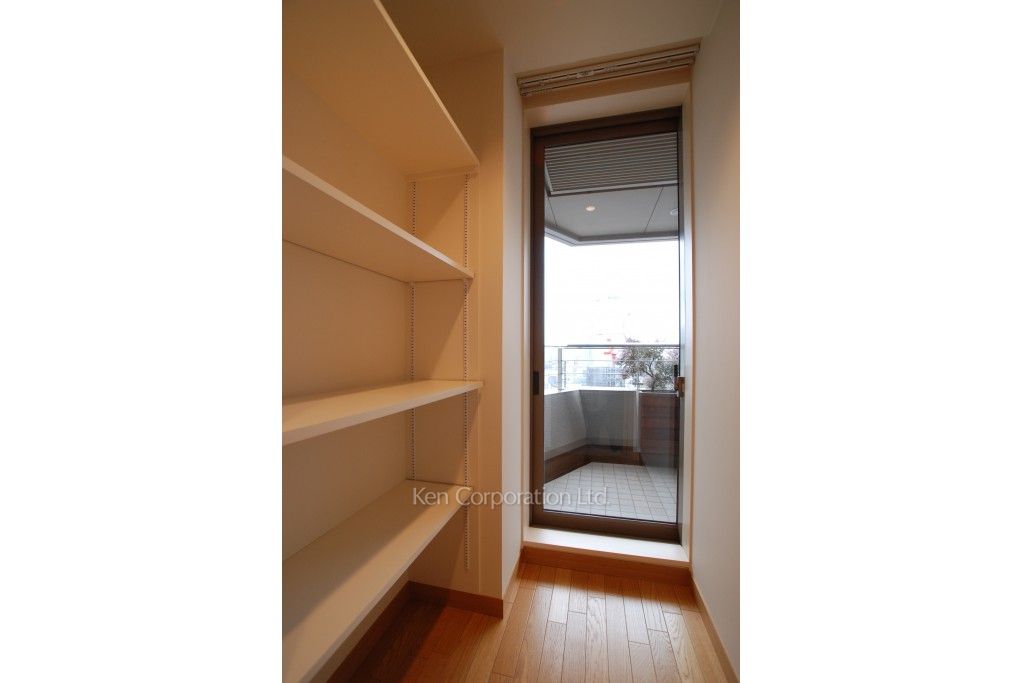 赤坂溜池タワーレジデンスの写真 クローゼット ※18階の同じ間取タイプを撮影。仕様が異なることがあります。