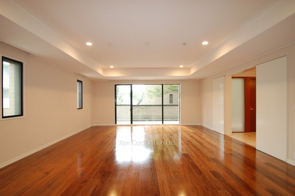 コルティーレ駒場の写真 リビングダイニング