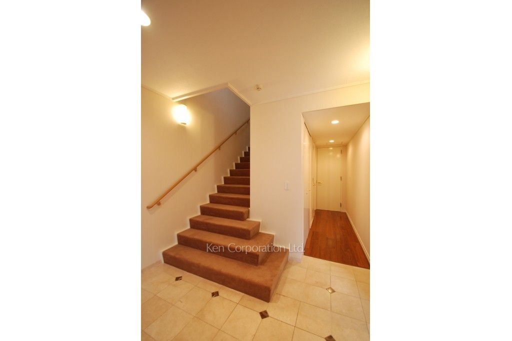 コルティーレ駒場の写真 階段