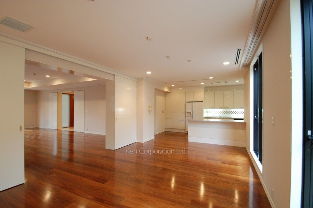 コルティーレ駒場の写真 リビングダイニング