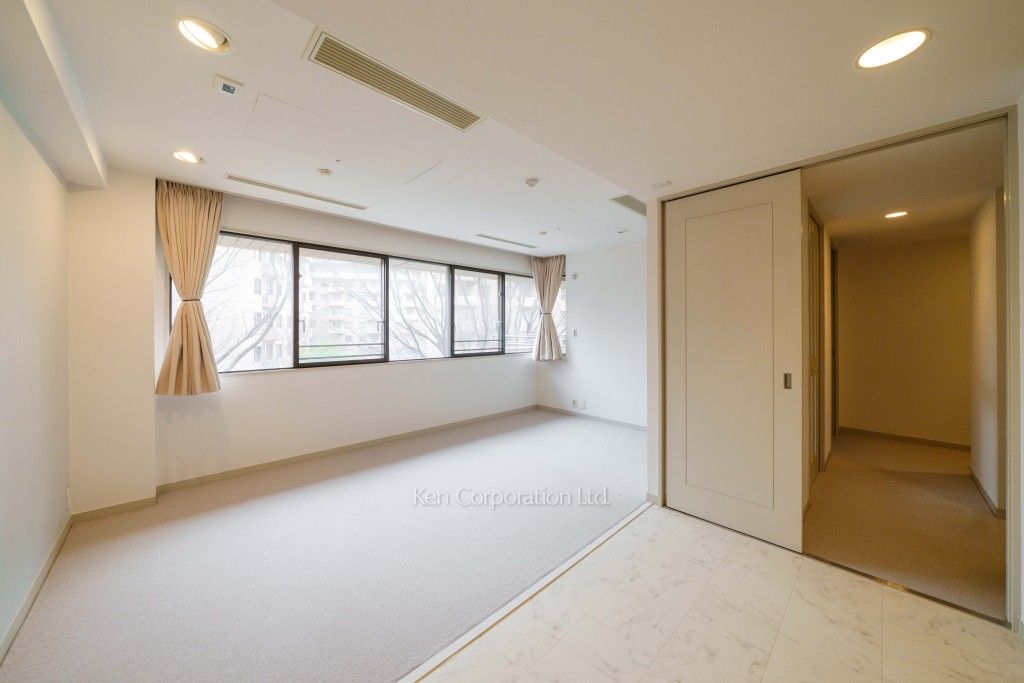 広尾ガーデンヒルズの写真 居室（LDなど）