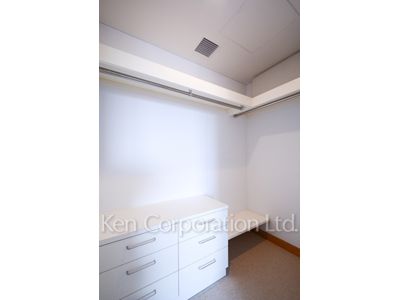 六本木ヒルズゲートタワーレジデンスの写真 クローゼット ※12階の同じ間取タイプを撮影。仕様が異なることがあります。