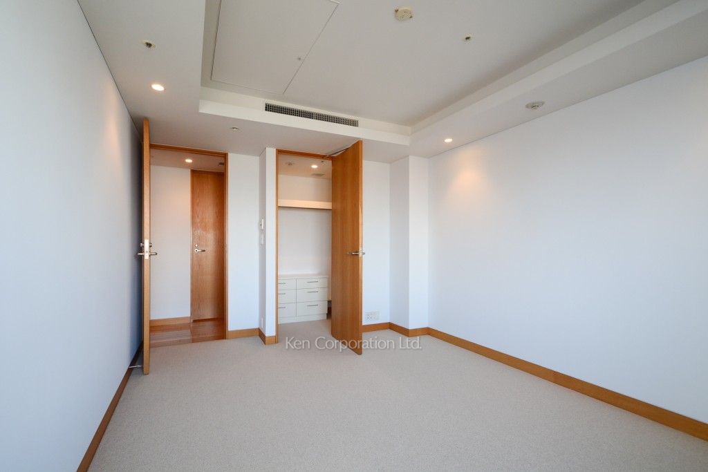 六本木ヒルズゲートタワーレジデンスの写真 ベッドルーム ※12階の同じ間取タイプを撮影。仕様が異なることがあります。