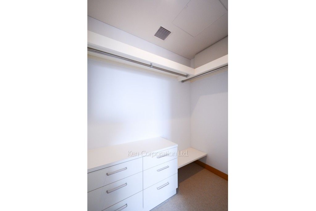 六本木ヒルズゲートタワーレジデンスの写真 クローゼット ※12階の同じ間取タイプを撮影。仕様が異なることがあります。