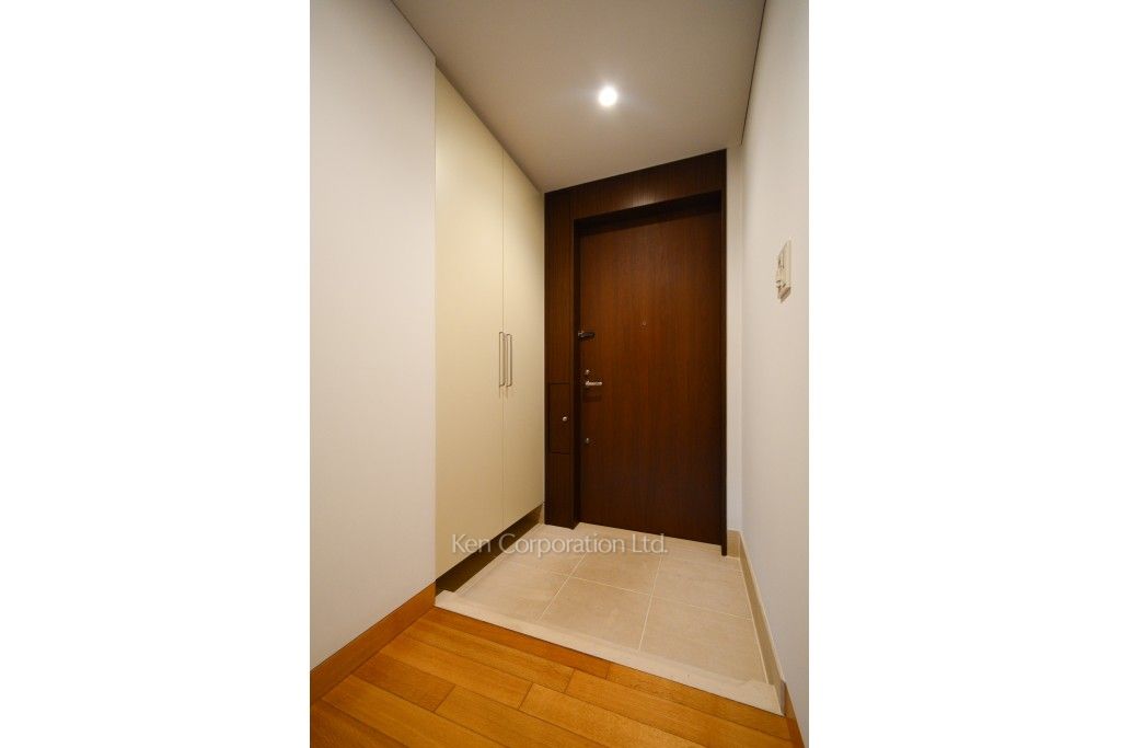 六本木ヒルズゲートタワーレジデンスの写真 玄関 ※12階の同じ間取タイプを撮影。仕様が異なることがあります。