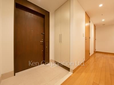 六本木ヒルズゲートタワーレジデンスの写真 玄関