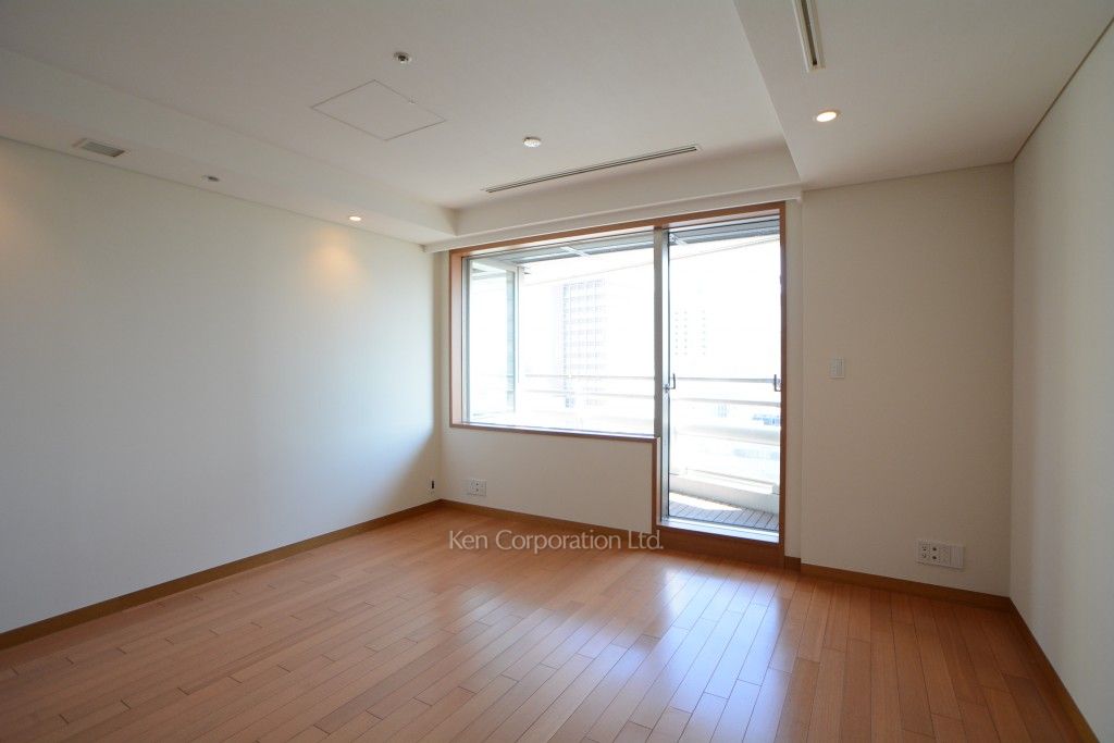 愛宕グリーンヒルズフォレストタワーの写真 居室（LDなど） ※15階の同じ間取タイプを撮影。仕様が異なることがあります。