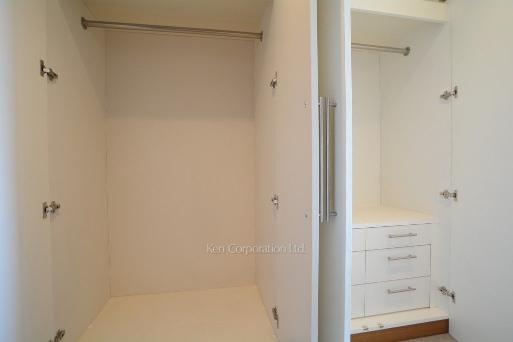 愛宕グリーンヒルズフォレストタワーの写真 クローゼット ※15階の同じ間取タイプを撮影。仕様が異なることがあります。