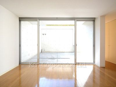 フォレストプラザ表参道の写真 リビングダイニング