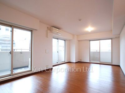 パークアクシス四谷ステージの写真