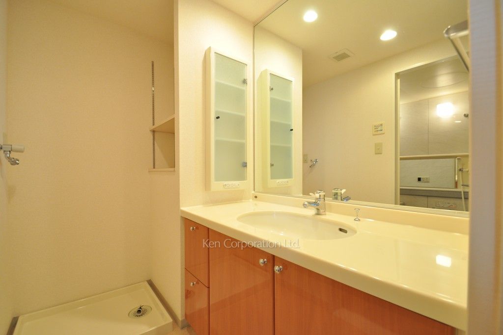 パークアクシス四谷ステージの写真 パウダールーム ※11階の同じ間取タイプを撮影。仕様が異なることがあります。