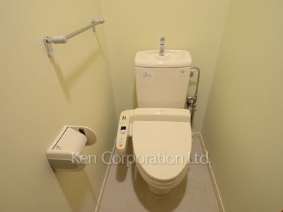 トイレ ※4階の同じ間取タイプを撮影。仕様が異なることがあります。（3階・1K）  ※写真の無断転載禁止