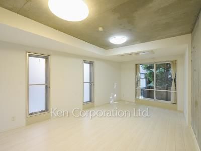 カスタリア西麻布霞町の写真