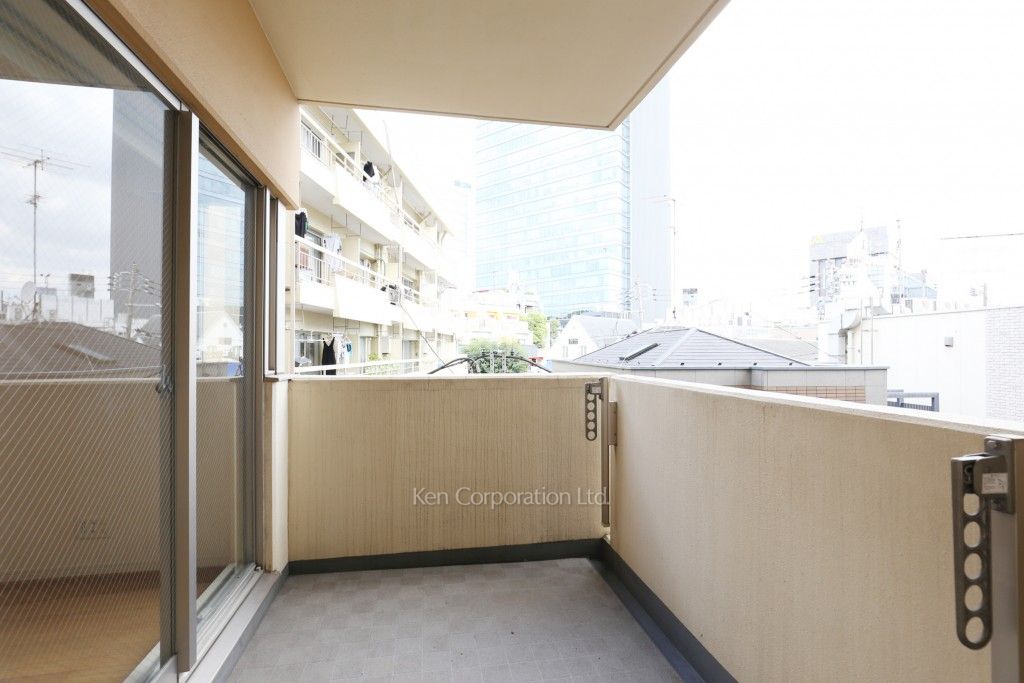 パークアクシス明治神宮前の写真 バルコニー