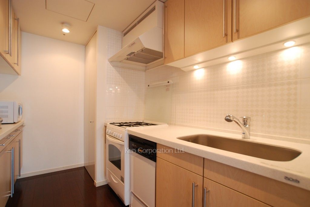 泉ガーデンレジデンスの写真 キッチン ※16階の同じ間取タイプを撮影。仕様が異なることがあります。