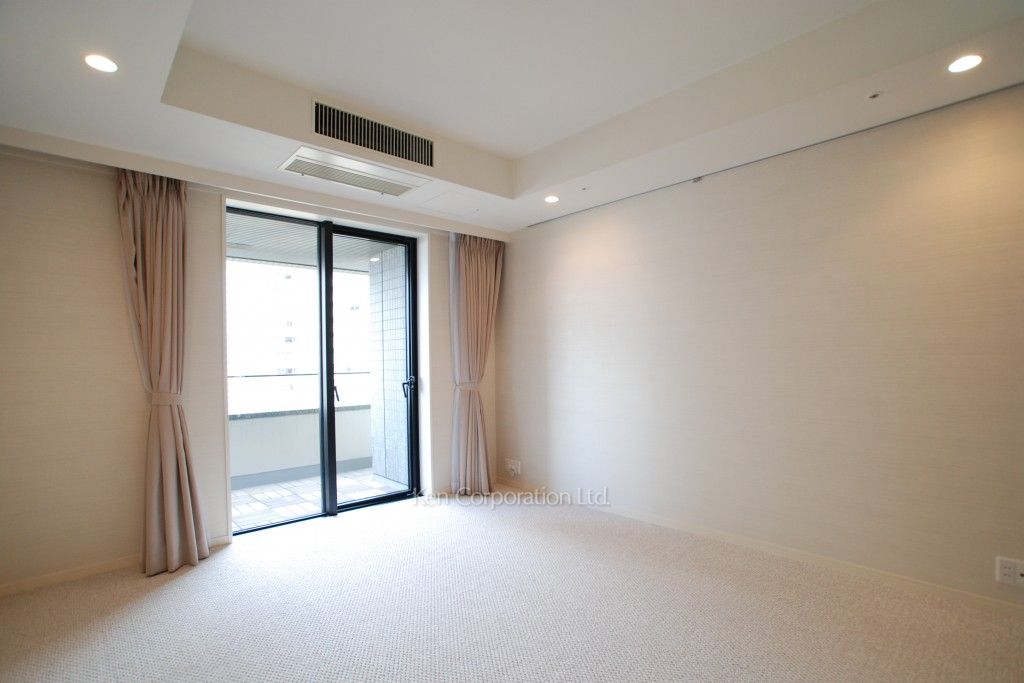 泉ガーデンレジデンスの写真 ベッドルーム ※13階の同じ間取タイプを撮影。仕様が異なることがあります。