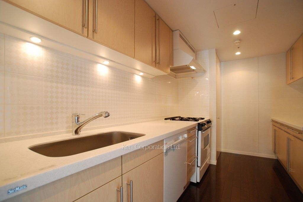 泉ガーデンレジデンスの写真 キッチン ※13階の同じ間取タイプを撮影。仕様が異なることがあります。