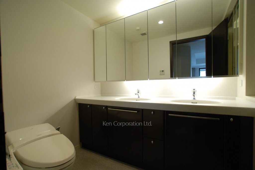 泉ガーデンレジデンスの写真 パウダールーム ※13階の同じ間取タイプを撮影。仕様が異なることがあります。