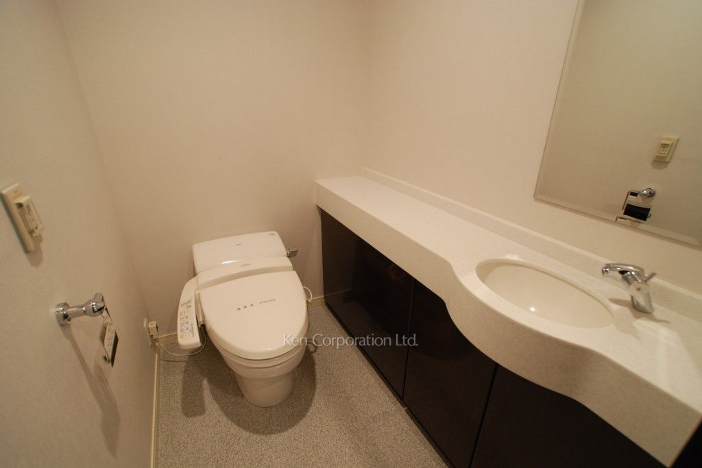 泉ガーデンレジデンスの写真 トイレ ※13階の同じ間取タイプを撮影。仕様が異なることがあります。