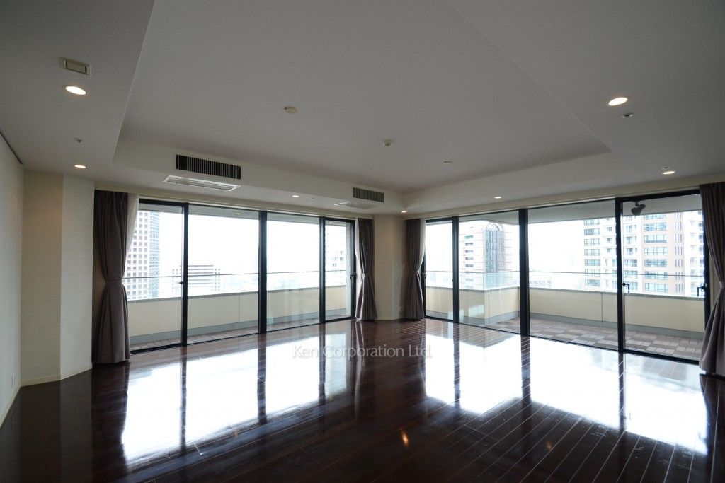 泉ガーデンレジデンスの写真 居室（LDなど） ※21階の同じ間取タイプを撮影。仕様が異なることがあります。