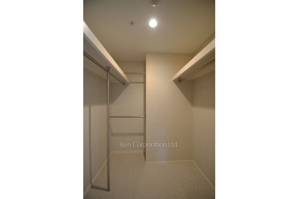 泉ガーデンレジデンスの写真 ウォークインクローゼット ※21階の同じ間取タイプを撮影。仕様が異なることがあります。