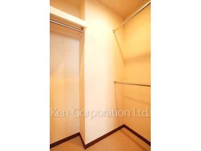 泉ガーデンレジデンスの写真 ウォークインクローゼット ※17階の同じ間取タイプを撮影。仕様が異なることがあります。