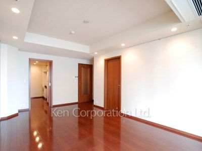 泉ガーデンレジデンスの写真 リビングダイニング