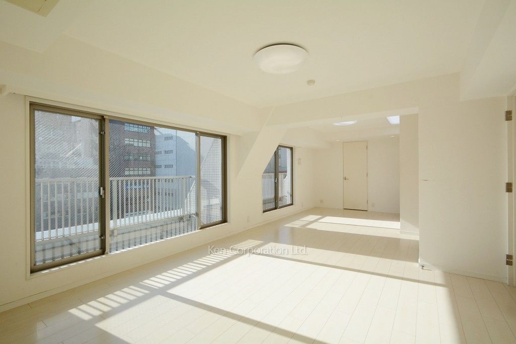 カスタリアお茶の水の写真 リビングダイニング