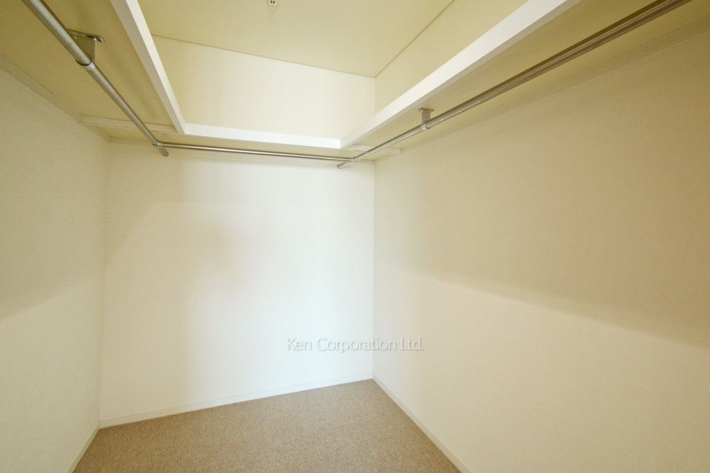 松竹スクエアレジデンスの写真 ウォークインクローゼット