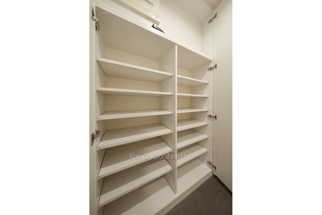 HF目黒行人坂レジデンスの写真 シューズクローゼット