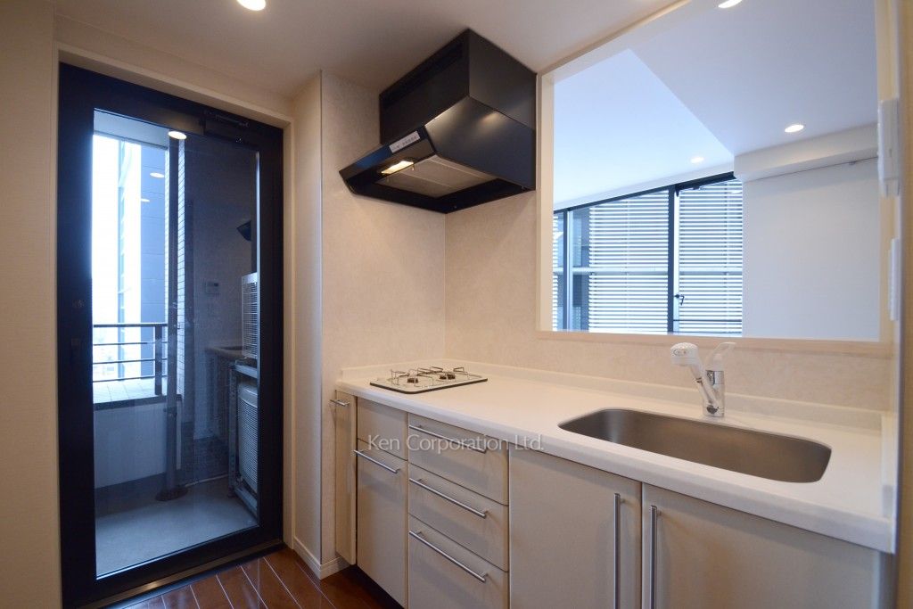 ラ・トゥール神楽坂の写真 キッチン ※12階の同じ間取タイプを撮影。仕様が異なることがあります。