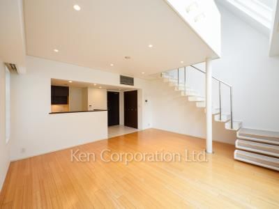 キャビンアリーナ赤坂の写真 居室（LDなど）