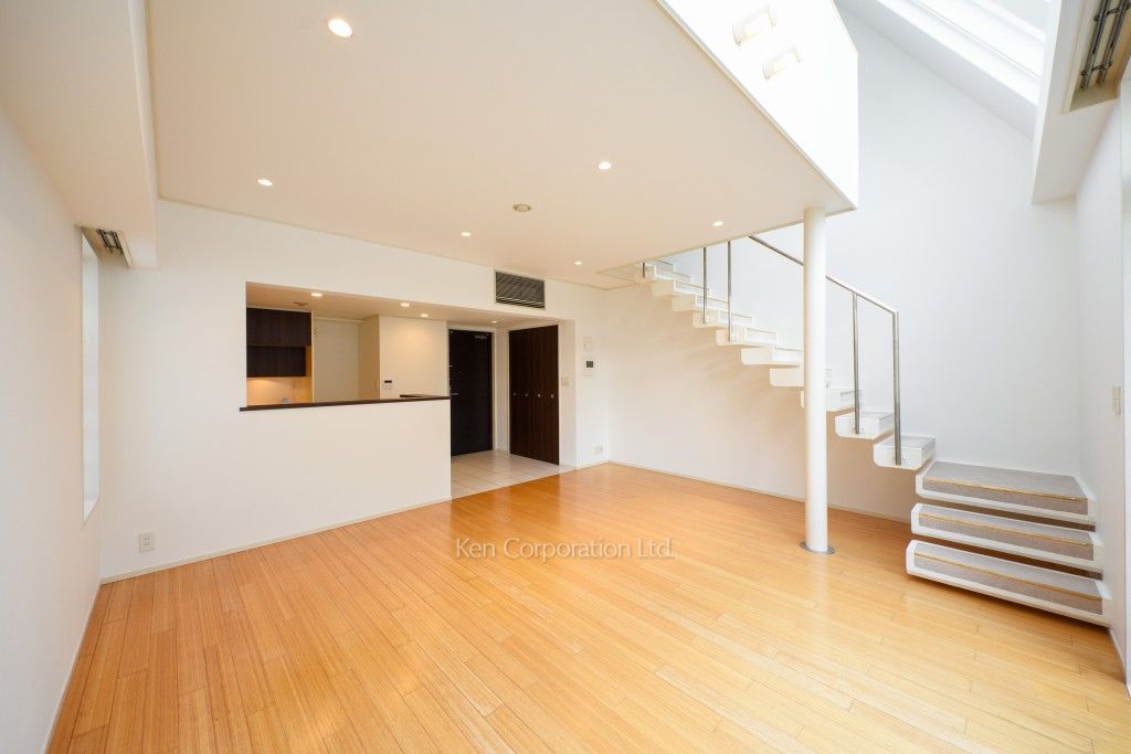 キャビンアリーナ赤坂の写真 居室（LDなど）