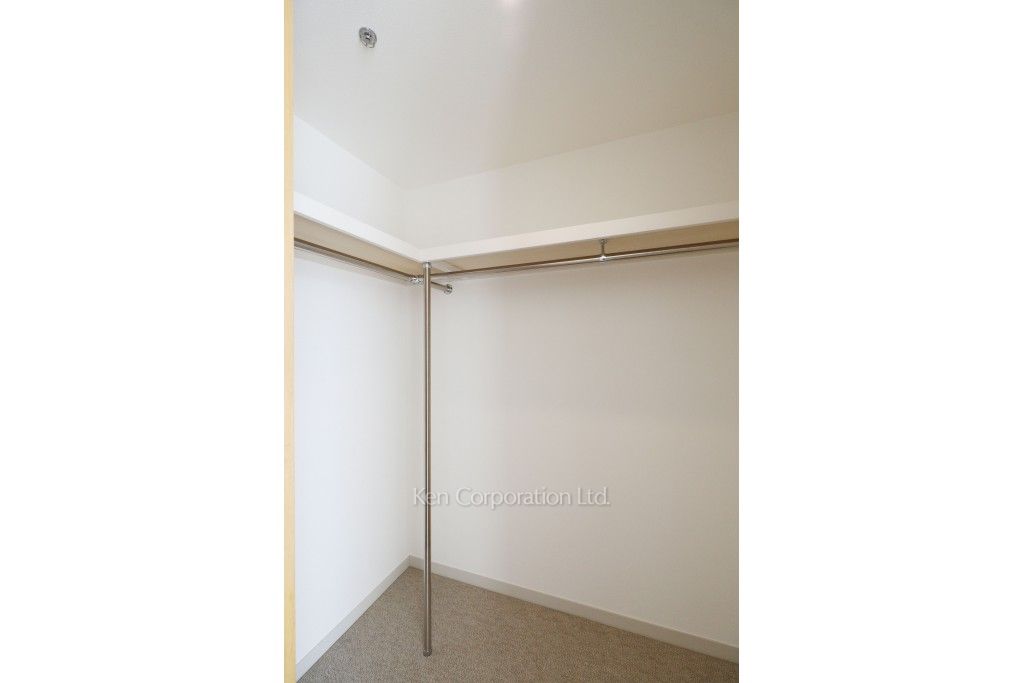 プルデンシャルタワーレジデンスの写真 ウォークインクローゼット ※35階の同じ間取タイプを撮影。仕様が異なることがあります。