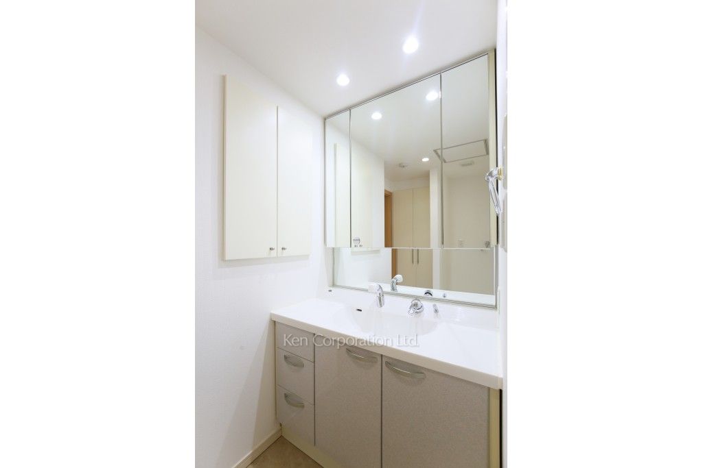 ルネ新宿御苑タワーの写真 パウダールーム ※19階の同じ間取タイプを撮影。仕様が異なることがあります。