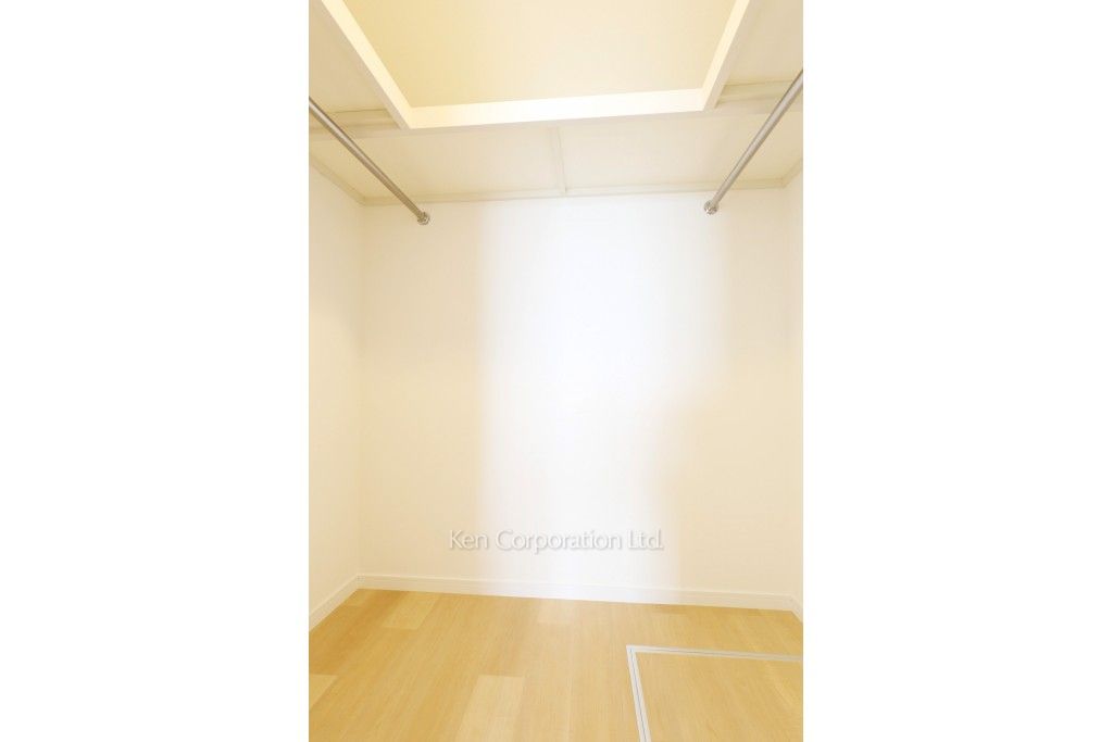 河田町ガーデン クラブフロアの写真 ウォークインクローゼット