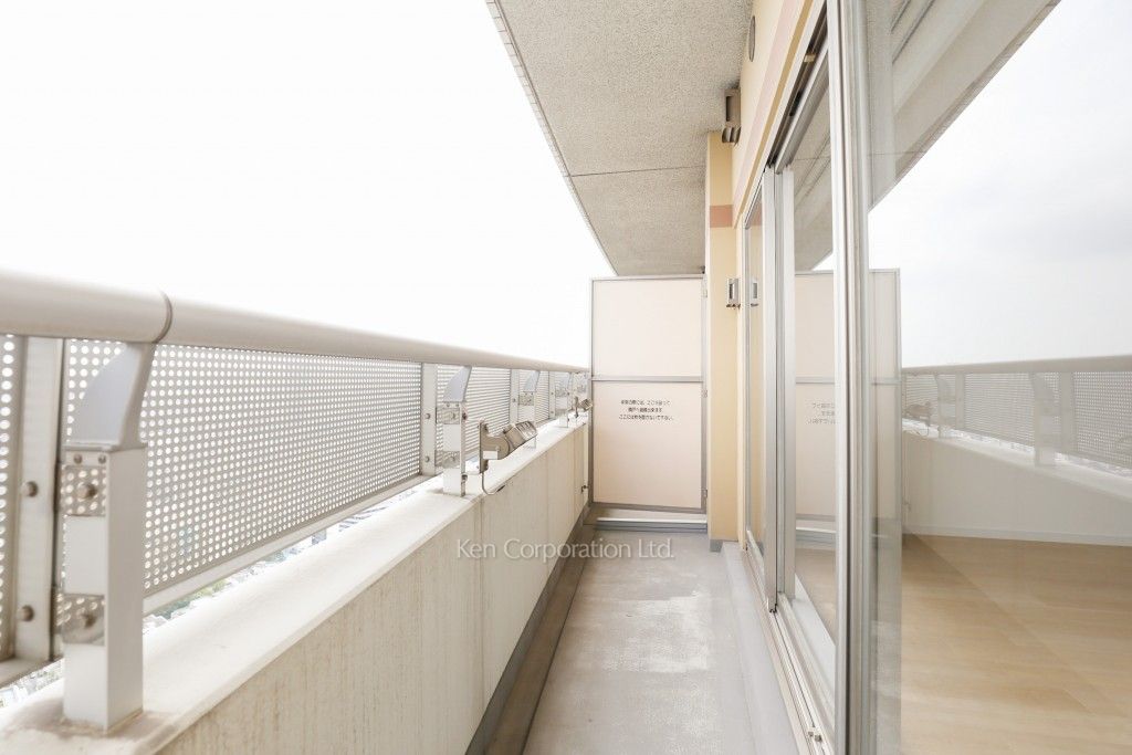 河田町ガーデン クラブフロアの写真 バルコニー