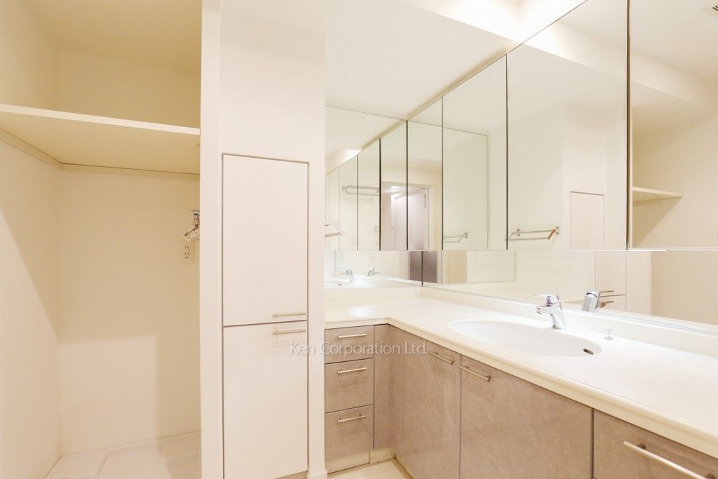 河田町ガーデン クラブフロアの写真 パウダールーム