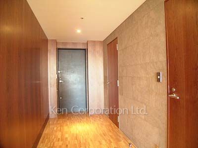 六本木ヒルズレジデンスの写真 玄関 ※32階の同じ間取タイプを撮影。仕様が異なることがあります。