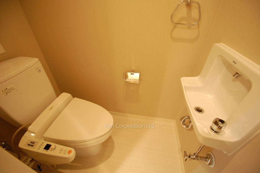 ドゥーエ西麻布Ⅰの写真 トイレ