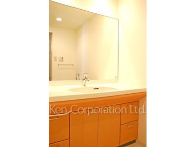 サンテラス代々木上原の写真 パウダールーム ※2階の同じ間取タイプを撮影。仕様が異なることがあります。