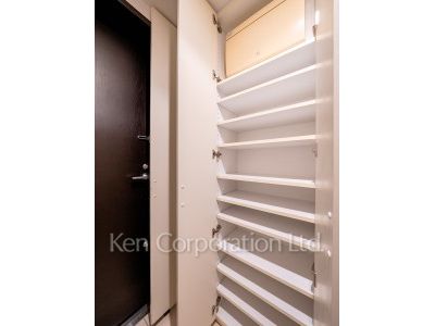 六本木ヒルズレジデンスの写真 シューズクローゼット