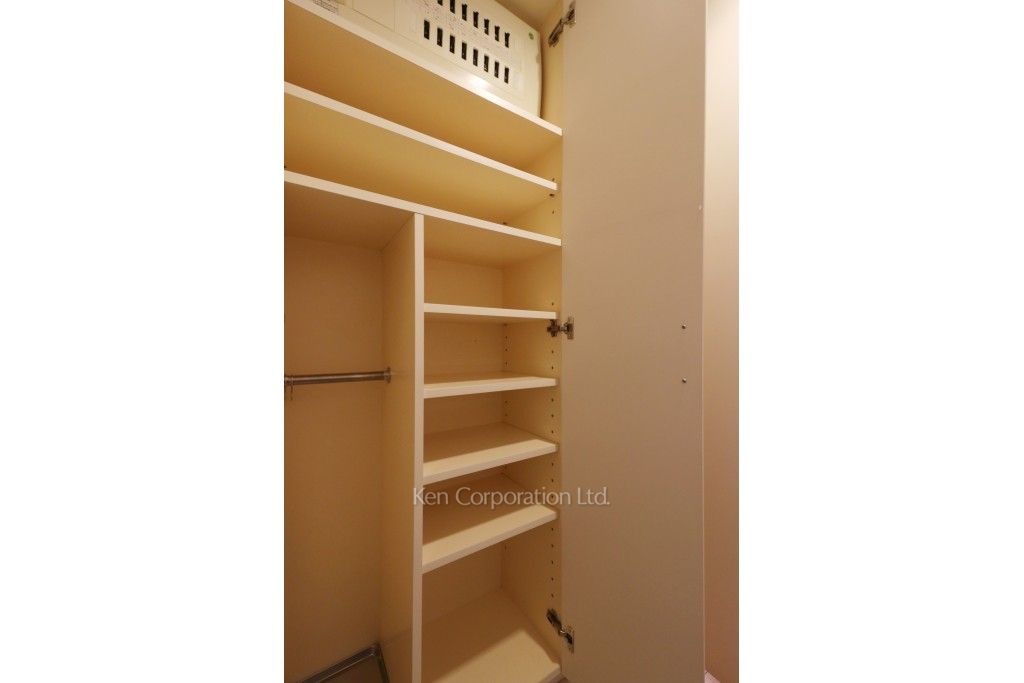 レジディア自由が丘の写真 シューズクローゼット