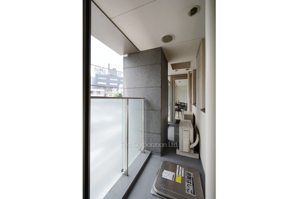 ストーリア赤坂の写真 バルコニー