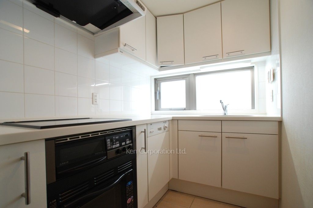 ストーリア赤坂の写真 キッチン ※4階の同じ間取タイプを撮影。仕様が異なることがあります。